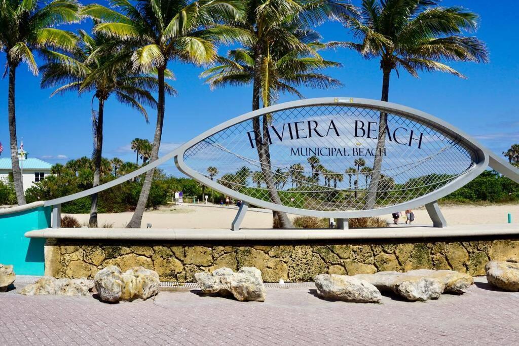 The Beach House At Seascape Steps From The Beach, Marina And Shops! West Palm Beach Exterior foto
